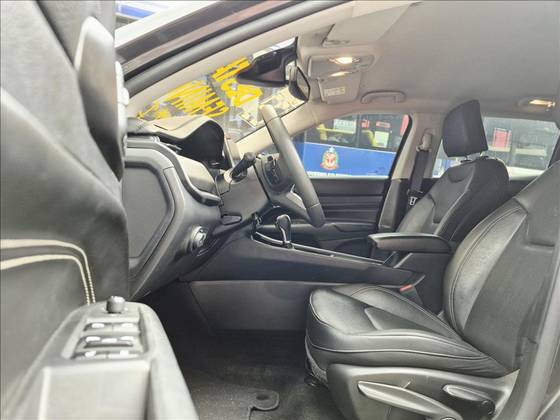 JEEP COMPASS 1.3 T270 TURBO FLEX LONGITUDE AT6 JEEP COMPASS 1.3 T270 TURBO FLEX LONGITUDE AT6